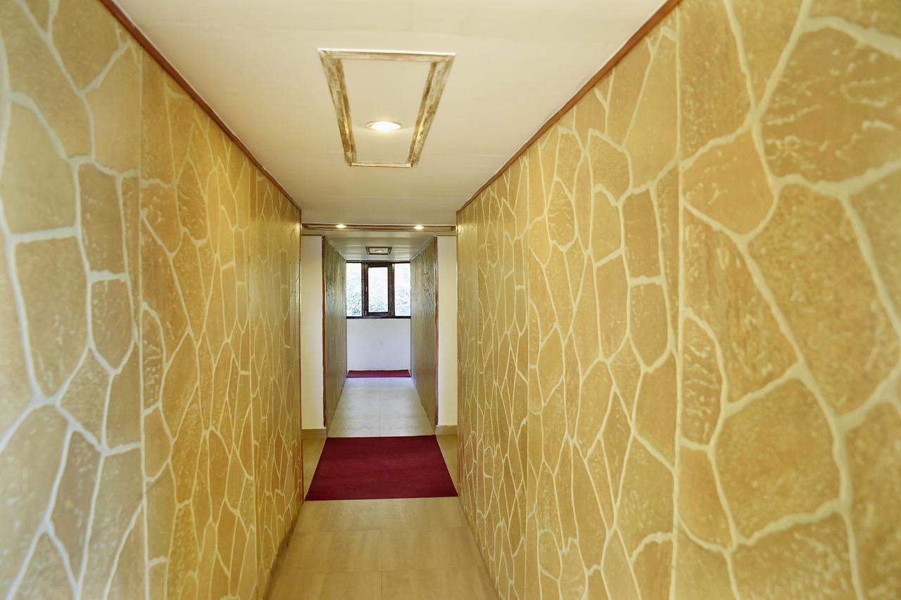 Oyo 8917 Hotel Crystal Palace Shimla Exteriör bild