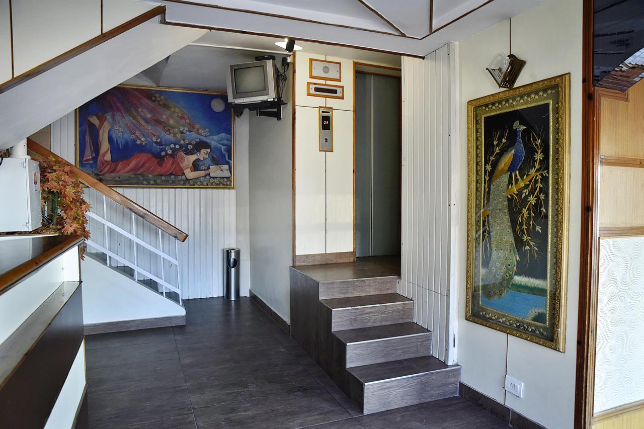Oyo 8917 Hotel Crystal Palace Shimla Exteriör bild